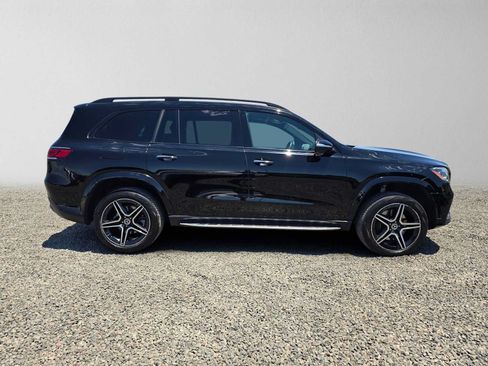 Used 2022 Mercedes-Benz GLS 450 4MATIC image 2