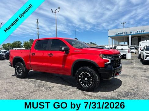 Used 2025 Chevrolet Silverado 1500 ZR2 AWD/4WD image 1