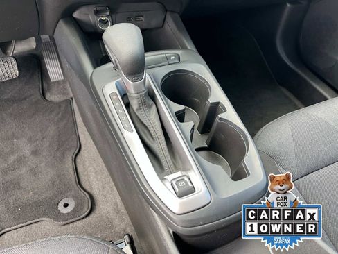 Used 2025 Chevrolet Trax LS image 29