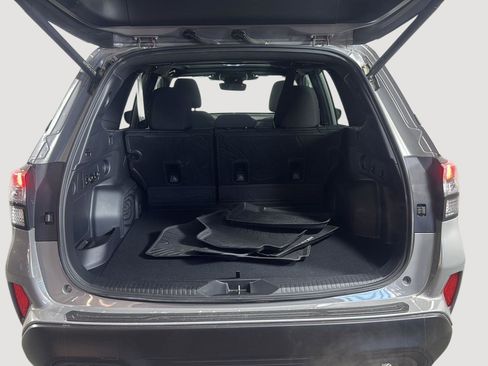 Certified 2025 Subaru Forester Premium image 6