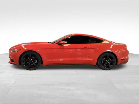 Used 2015 Ford Mustang Premium image 2