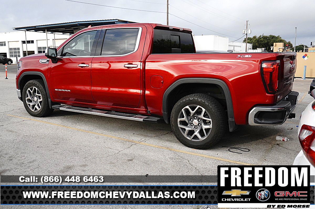 Used 2024 GMC Sierra 1500 SLT AWD/4WD image 3