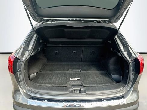 Used 2019 Nissan Rogue Sport SV AWD/4WD image 24