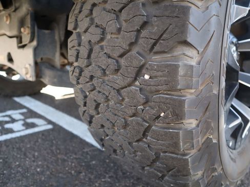 Used 2018 Ford F150 XLT w/ Equipment Group 302A Luxury image 14