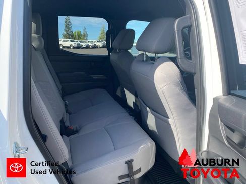 Certified 2024 Toyota Tacoma SR5 AWD/4WD image 18