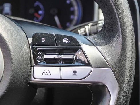 Used 2022 Hyundai Tucson SEL FWD image 32