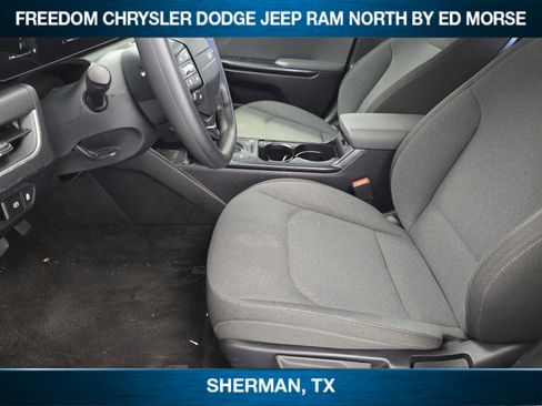 Used 2025 Kia K4 LXS image 8