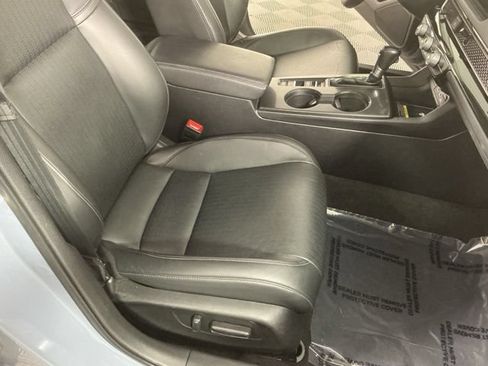 Used 2022 Honda Civic Touring image 14