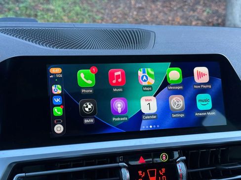 Used 2019 BMW 330i Sedan w/ M Sport Package image 32