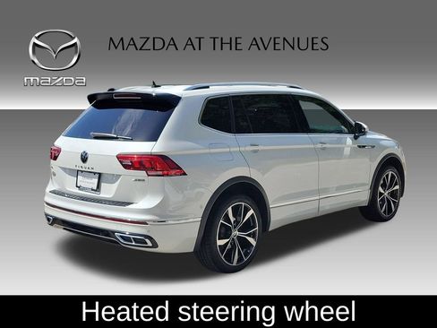 Used 2022 Volkswagen Tiguan SEL R-Line AWD/4WD image 5