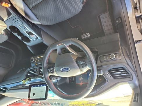 Used 2023 Ford Escape ST-Line AWD/4WD image 24
