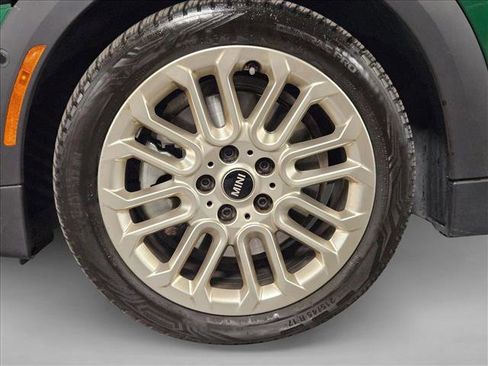 Certified 2025 MINI Cooper S image 22