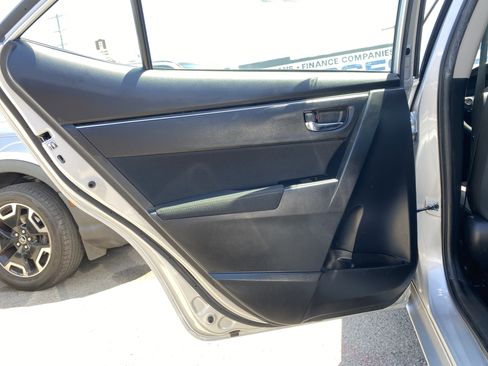 Used 2018 Toyota Corolla LE image 17