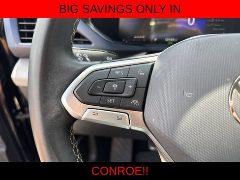 Used 2023 Volkswagen Taos SE FWD image 16