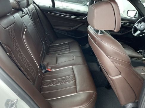 Used 2021 BMW 540i image 31