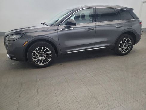 Used 2022 Lincoln Corsair AWD w/ Equipment Group 101A image 2