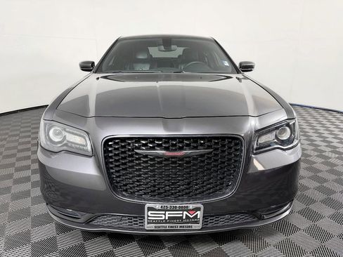Used 2023 Chrysler 300 S RWD image 4