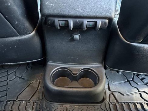 Used 2017 Jeep Wrangler Unlimited Rubicon image 21