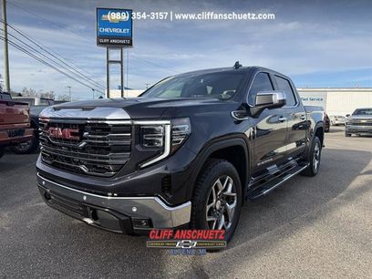 Used 2024 GMC Sierra 1500 SLT w/ SLT Premium Plus Package