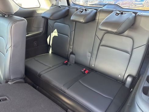 New 2025 Nissan Pathfinder SL w/ Lighting Package (N92) image 16