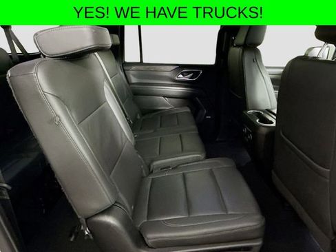 Used 2024 Chevrolet Suburban LT AWD/4WD image 11