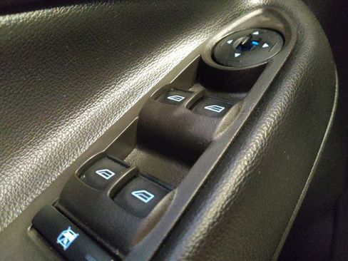 Used 2018 Ford Escape SEL image 27