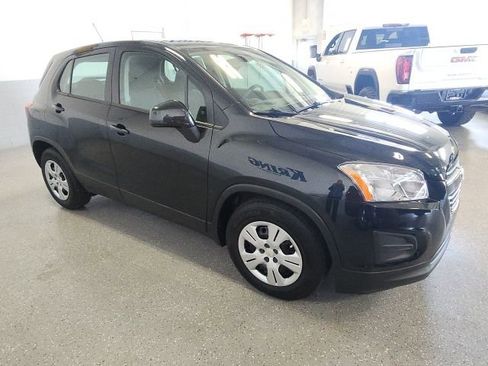 Used 2016 Chevrolet Trax LS FWD image 7