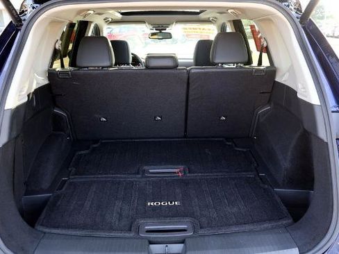 Certified 2024 Nissan Rogue SL w/ SL Premium Package FWD image 11