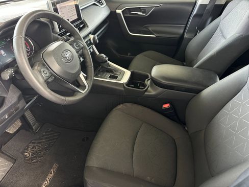 Used 2024 Toyota RAV4 XLE w/ Weather Package image 9