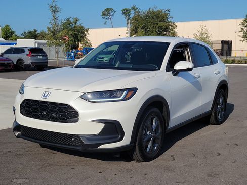 Used 2026 Honda HR-V LX image 3