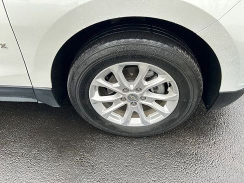 Used 2020 Chevrolet Equinox LS w/ LS Convenience Package image 43