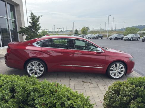 Used 2014 Chevrolet Impala LTZ FWD image 10