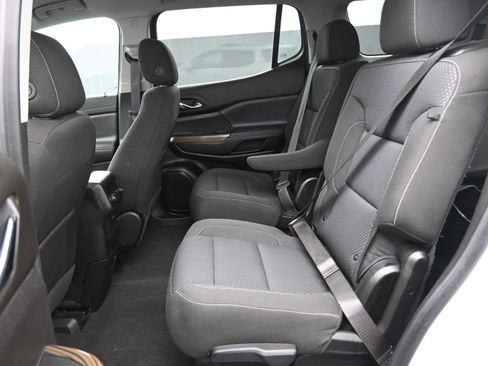 Used 2023 GMC Acadia SLE w/ Driver Convenience Package image 14