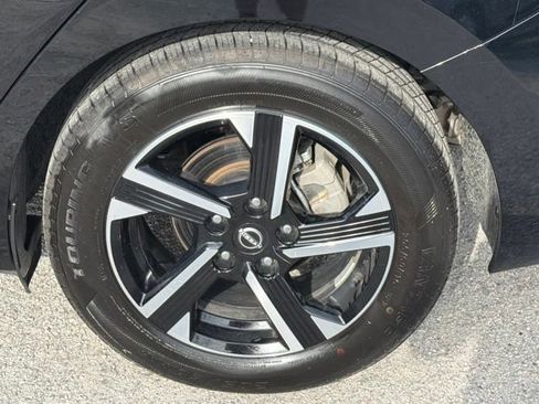 Used 2024 Nissan Sentra SV FWD image 16