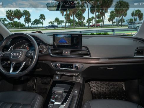 Used 2021 Audi Q5 2.0T Premium w/ Convenience Package image 8