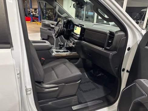 Used 2022 Chevrolet Silverado 1500 LT Trail Boss w/ Protection Package AWD/4WD image 37