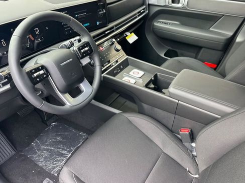 New 2026 Hyundai Santa Fe SE FWD image 7