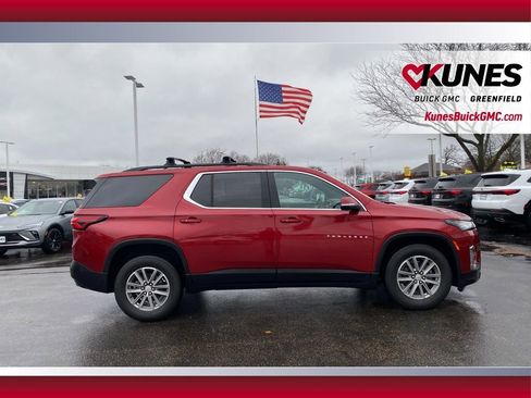 Used 2023 Chevrolet Traverse LT w/ LPO, Floor Liner Package image 4