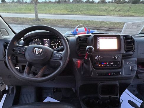 Used 2023 RAM ProMaster 2500 image 19