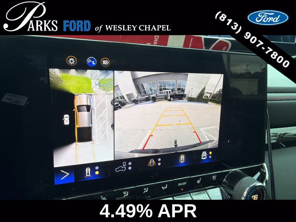Used 2023 Chevrolet Colorado Z71 w/ Z71 Convenience Package 2 AWD/4WD image 9