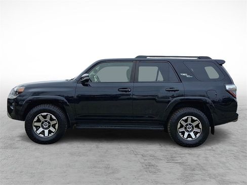 Used 2021 Toyota 4Runner TRD Off-Road Premium w/ Moonroof Package image 7