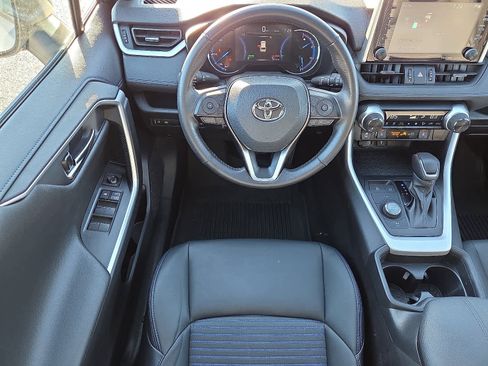 Certified 2021 Toyota RAV4 XSE w/ Carpet Mat Package (TMS) image 13
