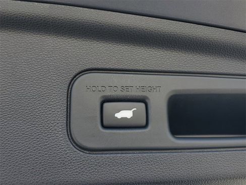 Certified 2023 Acura MDX FWD image 10