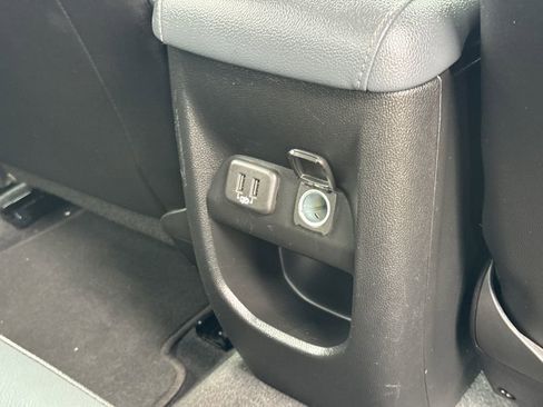 Used 2020 Chevrolet Colorado Z71 image 17