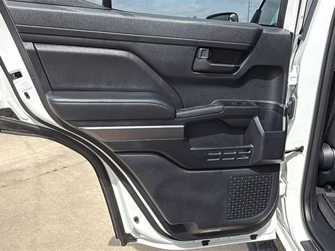 Used 2025 Toyota 4Runner SR5 image 16