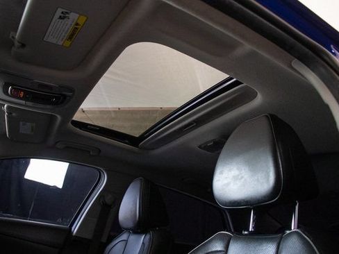Used 2023 Hyundai Elantra Limited w/ Cargo Package FWD image 28
