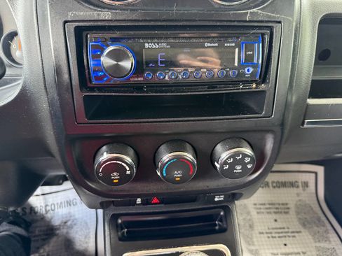 Used 2016 Jeep Patriot Sport w/ Power Value Group image 21