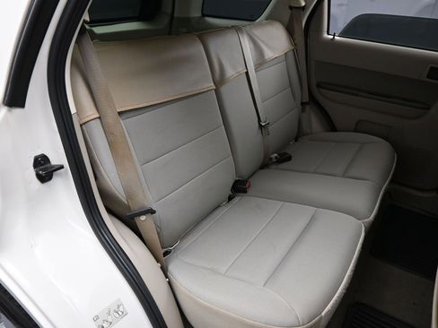Used 2012 Ford Escape XLT FWD image 13