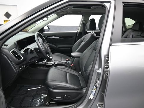 Used 2025 Kia Seltos EX w/ EX Sunroof Package image 11