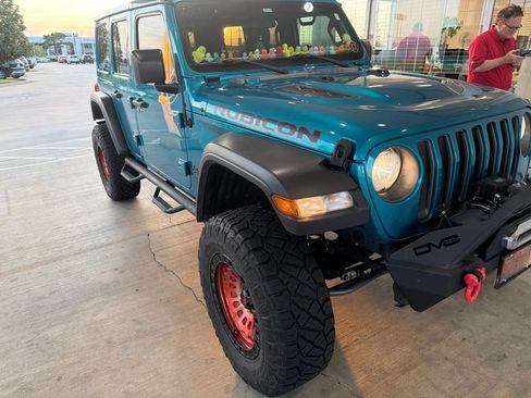 Used 2020 Jeep Wrangler Unlimited Rubicon AWD/4WD image 4